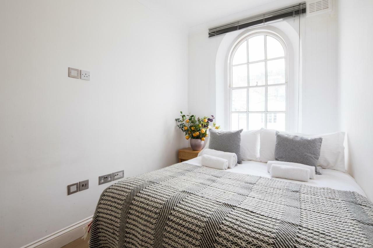 Gloucester Terrace By Lime Street London Exterior foto
